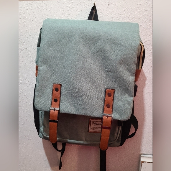 Mancio Bags Mancio Slim Vintage Style Laptop Backpack Gender